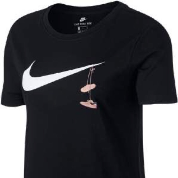 Nike T Shirt - Picture 2 of 3